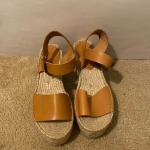 Soludos size 8 wedges